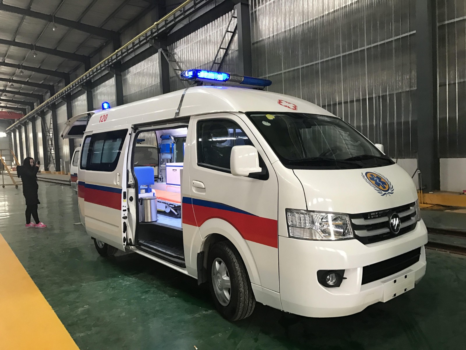 称多县救护车转院